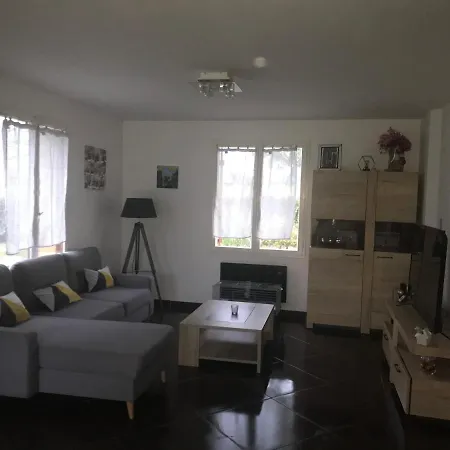 Séjour chez l'habitant Maison Chez Le Particulier Cures